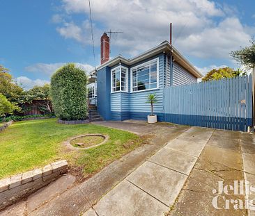 24 Laluma Street, Essendon - Photo 6