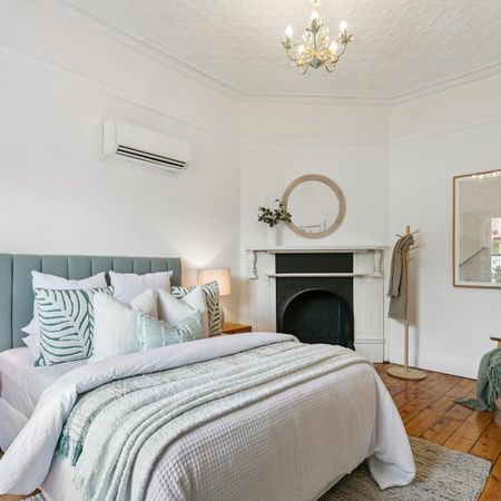 Charming Character Home - Photo 5