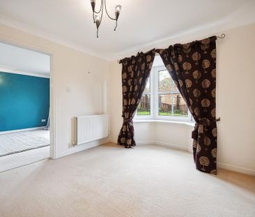 4 bedroom detached house to rent - Photo 5