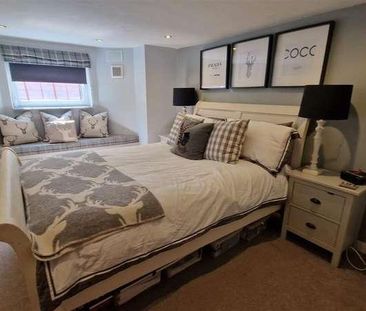 Eton Row, Altrincham Road, Wilmslow, SK9 - Photo 4