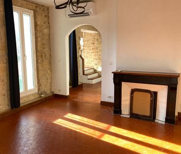 Bel Appartement duplex T3 avec terrasse en plein centre ville - Photo 2