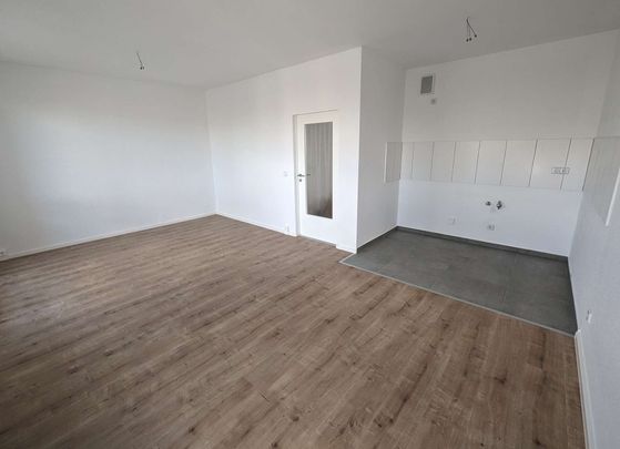 Erstbezug nach Sanierung – 2-Zimmer-Wohnung mit Balkon - Photo 1