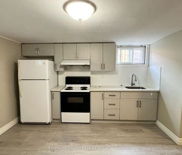 Detached Home For Lease | E8139326 - Photo 6