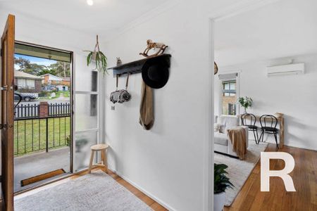 Beautifully Renovated 2-Bedroom Home in Clarendon Vale - Photo 3
