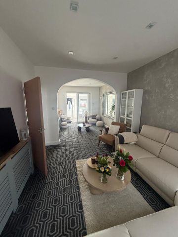 4 Bed Detached House, Staines Road, IG1 - Photo 2