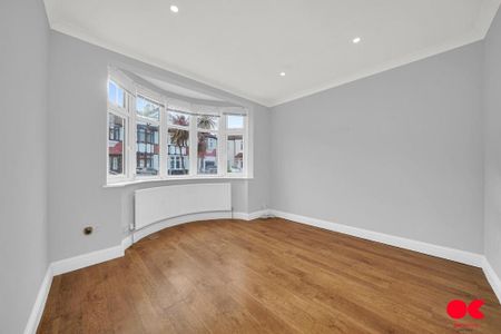 4 bedroom terraced house to rent - Photo 4