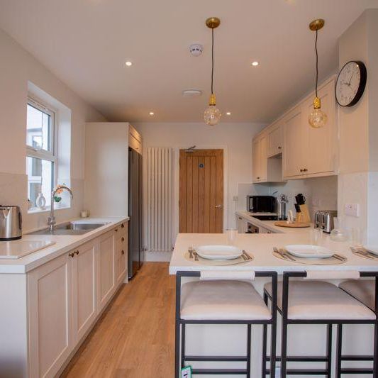 1 bedroom in a house share to rent - Photo 1