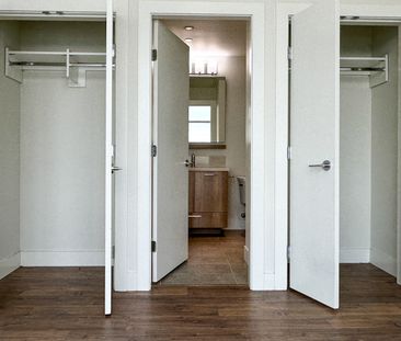 Stunning 22nd Floor Corner Unit With Panoramic Views In The Brewery... - Photo 5