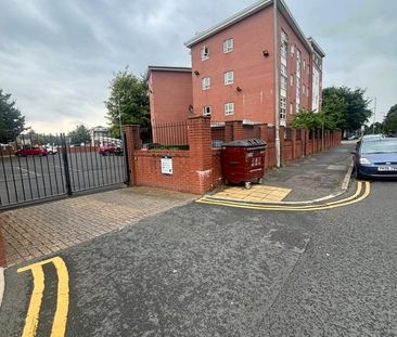 2 Bed Flat, Royce Road, M15 - Photo 5