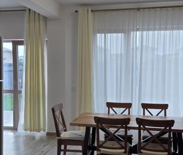 Casa, 4 camere , 115 mp, Popas Pacurari, de inchiriat, Str Victorie... - Photo 2