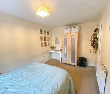 2 Bedroom Apartment - Photo 5