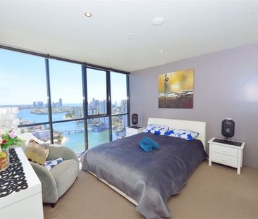 Luxury 1 bedroom plus study with Stunning Water View - Photo 5