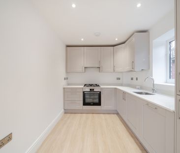 2 Bed Flat, West Hill, CR2 - Photo 5