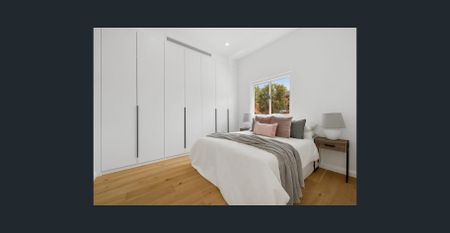 NEWLY REFURBISHED FAMILY HOME IN GREAT LOCATION - Photo 5