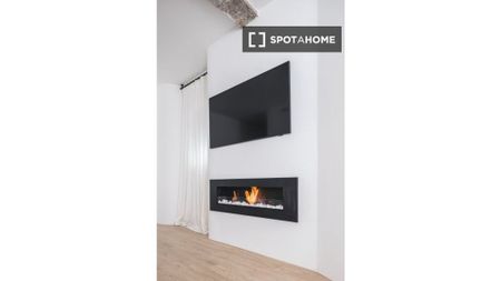 2 room luxury Apartment for rent in Valencia, Spain - Photo 5