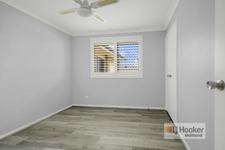 Well Presented Family Home! - Photo 3