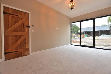 3 bedroom barn conversion to rent - Photo 3