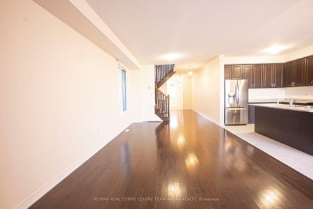 For Lease - 16 Vezna Crescent, Brampton, Ontario - Photo 5