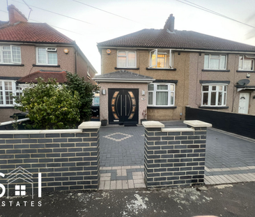 3 bedroom semi-detached house to rent - Photo 5