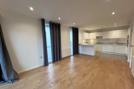 Garfield Road, Addlestone - 2 bedrooms Property for lettings - Seymours - Photo 2