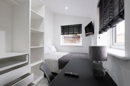 7 bedroom house to rent - Photo 3