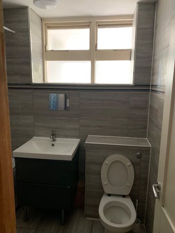 Room in a Shared Flat, Senior Street, W2 - Photo 2