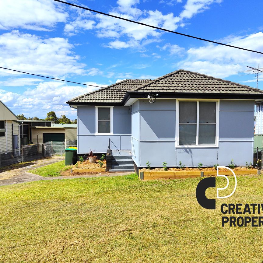 Neat & Tidy Property in Heart of Shortland - Photo 1