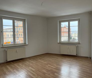 Eine großzügige und helle 2-Zimmer-Wohnung unweit des Elbeparkes wa... - Foto 1