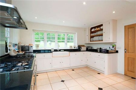 A comfortable and stylish five bedroom family home with wonderful views over the Stonor Valley, offering a maintained garden and is situated within close proximity of Henley-on-Thames. - Photo 3