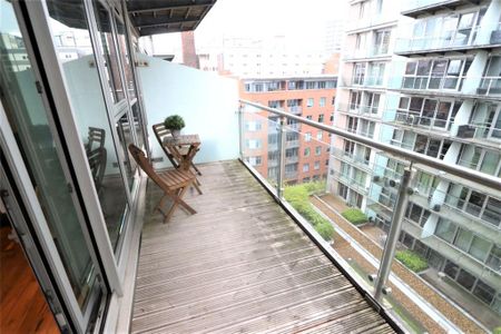 Studio to rent - Photo 5