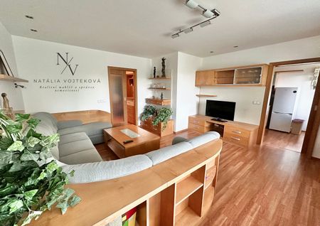 Pronájem bytu 5+1 108 m² - Fotografie 3