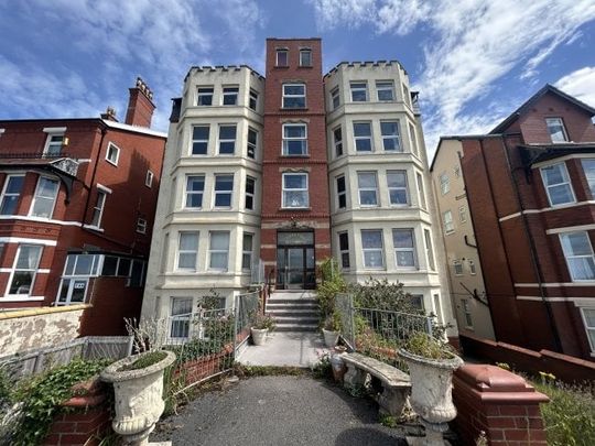 Adelphi Mansions, 73 Promenade, PR9 0JJ - Photo 1