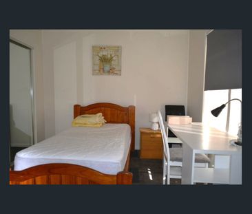 Modern and comfort living - Photo 4