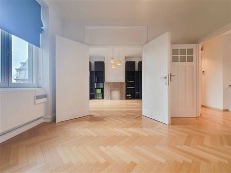 Tout savoir sur cet appartement à St-Gilles, à St-Gilles - Foto 3