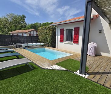 Location Maison 5 pièces 113m² LAHONCE 64990 - Photo 3