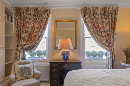 Burnaby Street, Chelsea, London - Photo 2