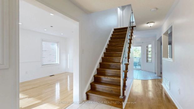 Detached Home For Lease | N9244586 - Photo 1