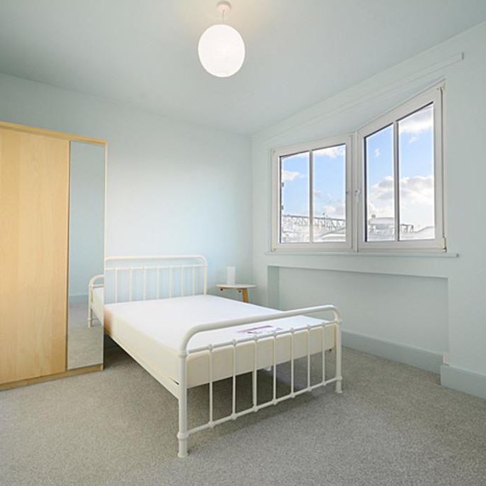 3 bedroom flat to rent - Photo 1