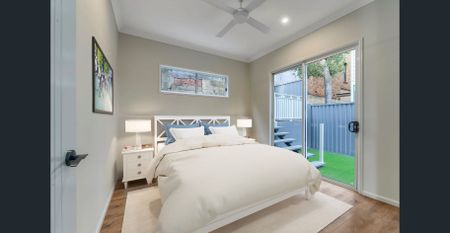 Hamptons Style Family Home - Photo 5