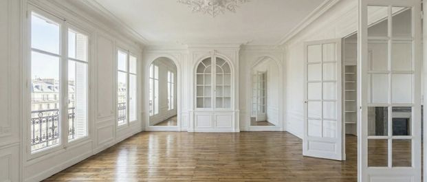Appartement • Triangle d'Or - Photo 1