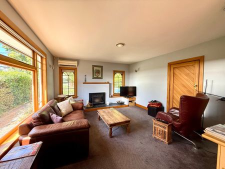 Hillsborough, 3 bedrooms - Photo 2