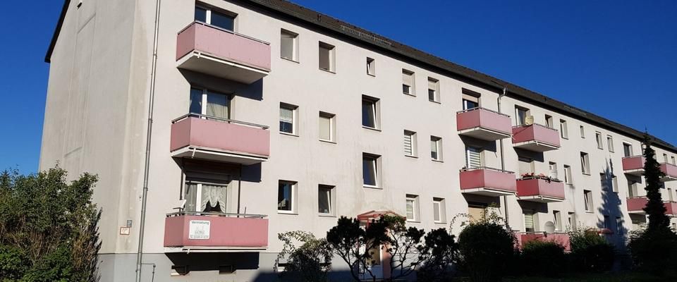 2-Zimmer-Wohnung mit Balkon im 2.OG in Roßlau - Foto 1