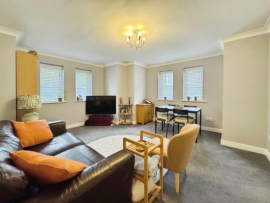 2 bedroom flat to rent - Photo 1