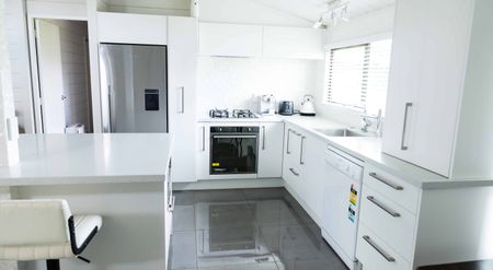 Saint Johns Park family home. - Photo 4