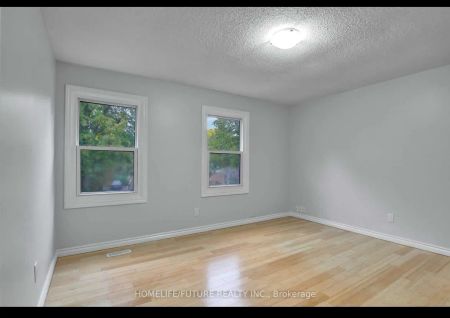 4 Stanbridge Court #Main - Photo 4