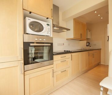 Crotch Crescent, Marston - Photo 5