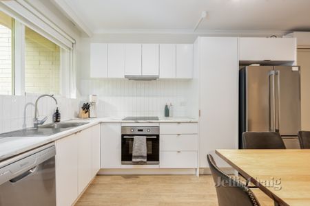 1/60 Edgar St N, Glen Iris - Photo 2