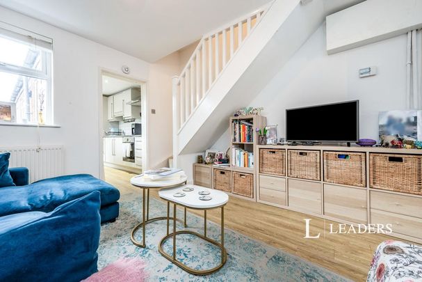 2 bedroom house to rent - Photo 1