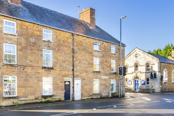 3 bed House To Let - Photo 1