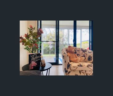 Resort Stylish Furnished 3 bed, 2.5 bath - Townhouse - Photo 1